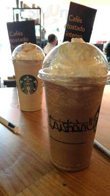 Starbucks Puerto Venecia
