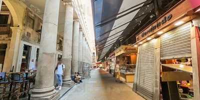 Blau Marin La Boqueria