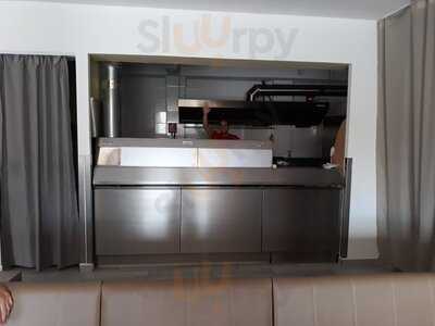 Jaja's Fish And Chips