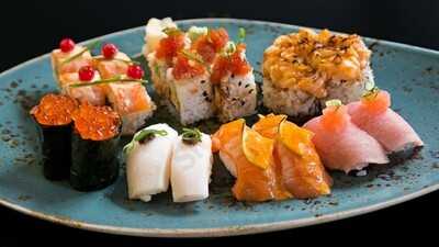 Ostreria & Sushi De Mercado