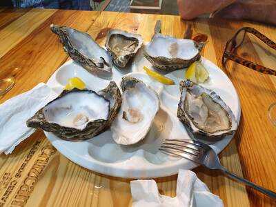 Ostreria & Sushi De Mercado