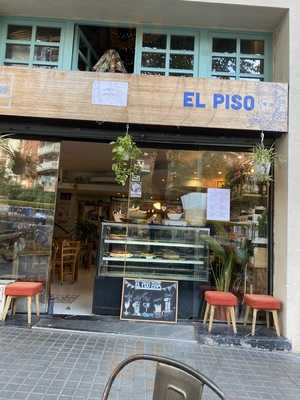 El Piso Bar