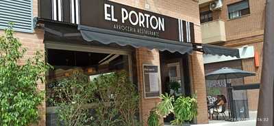 El Portón