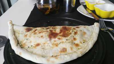 La Mafia Se Sienta A La Mesa