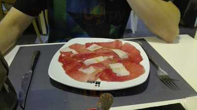 La Mafia Se Sienta A La Mesa