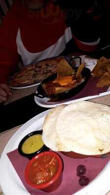 Amanecer Country Mex