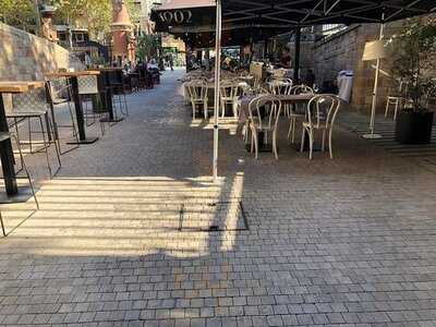 1902 Café Modernista