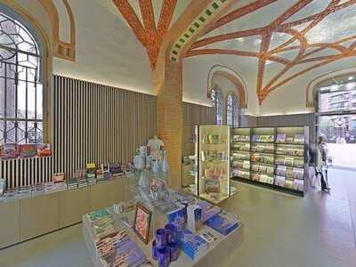 1902 Café Modernista