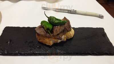 Cerveceria-restaurante Tapis