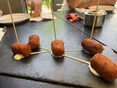 Urban Tapas Estepona