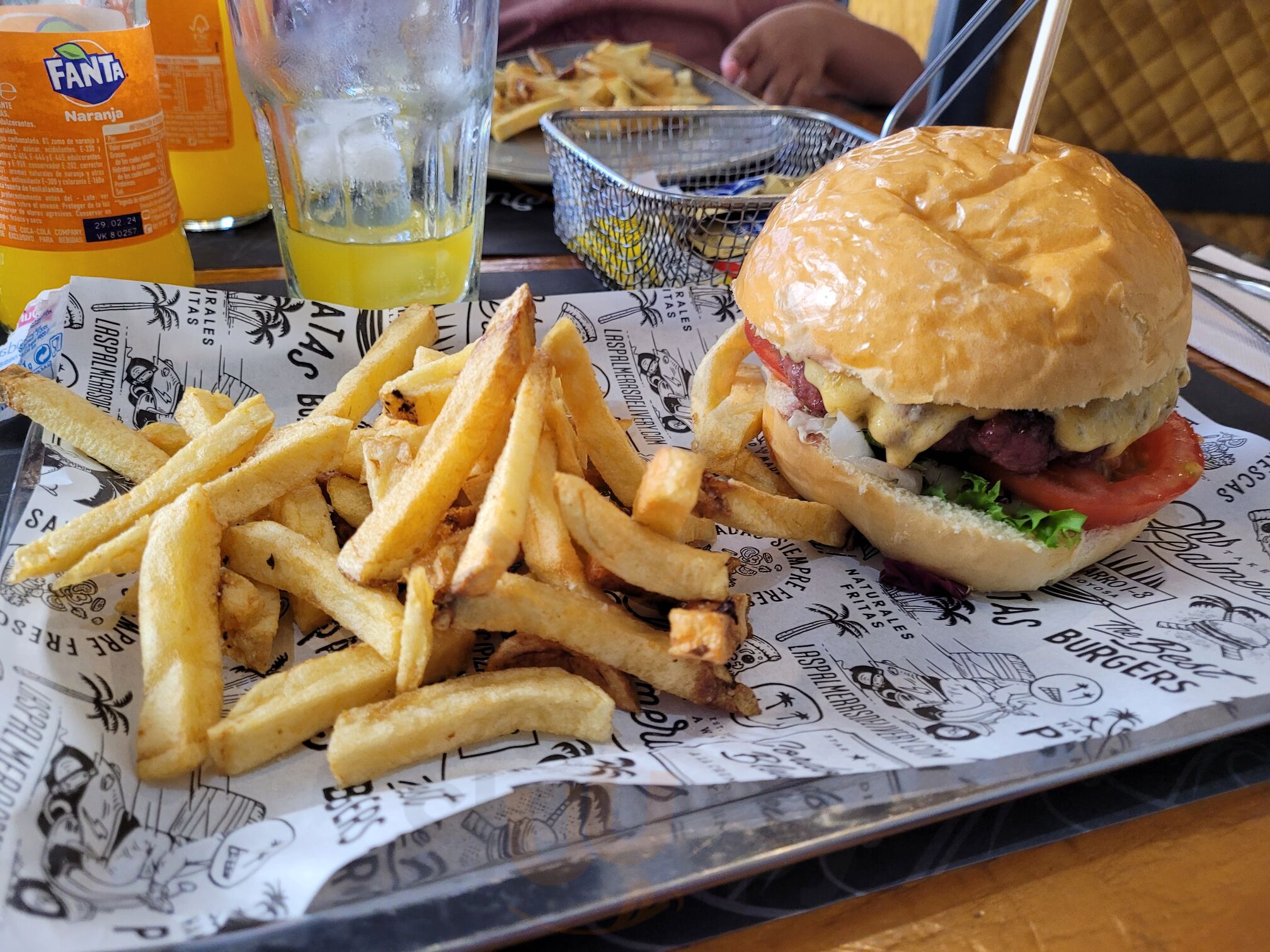 Las Palmeras Foodie & Coffee