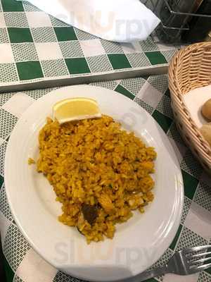 Big Ben Bar & Restaurant