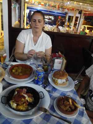 Big Ben Bar & Restaurant