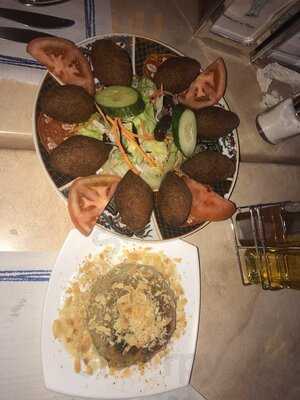 Reina Cleopatra, Pasteleria Teteria Siria