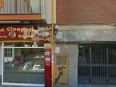 Reina Cleopatra, Pasteleria Teteria Siria