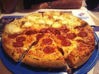 Domino's Pizza Actur