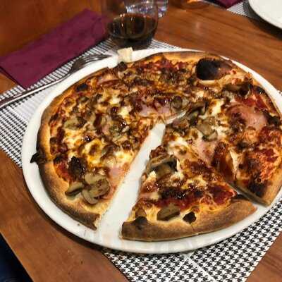 Pizzeria La Mia Mamma