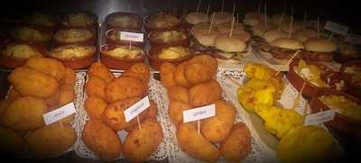 Sherlock Holmes Tavern