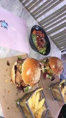 Ola Ola Food Coffee & Drinks