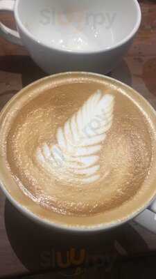 Ola Ola Food Coffee & Drinks