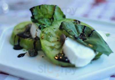 Via Gustosi Pizzeria Playa San Juan