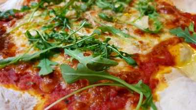 Via Gustosi Pizzeria Playa San Juan