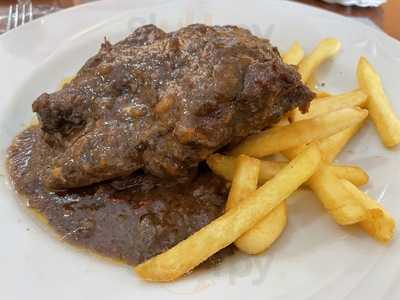 Restaurante Pirineos S C