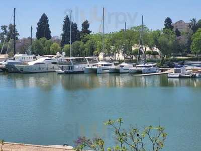 Muelle 21 Restaurante Y Eventos