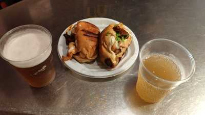 Hamburgueseria Heroismo