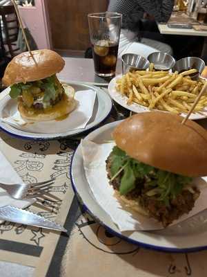 Hamburgueseria Heroismo