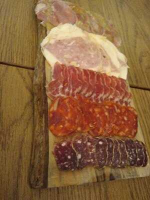 La Volatil - Bar Restaurant