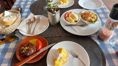 Restaurante La Casita De Karin Y Salvador