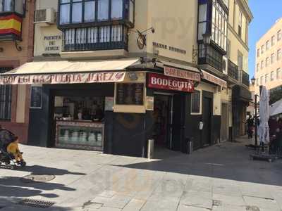 Puerta Jerez Bodeguita