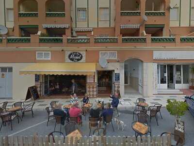 Cafe Bar Michel