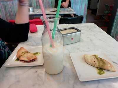 Santoni - When Food Is The Solution