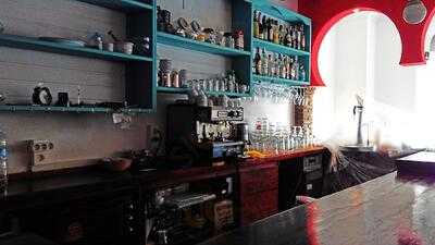 Librería&cafetería La Mínima