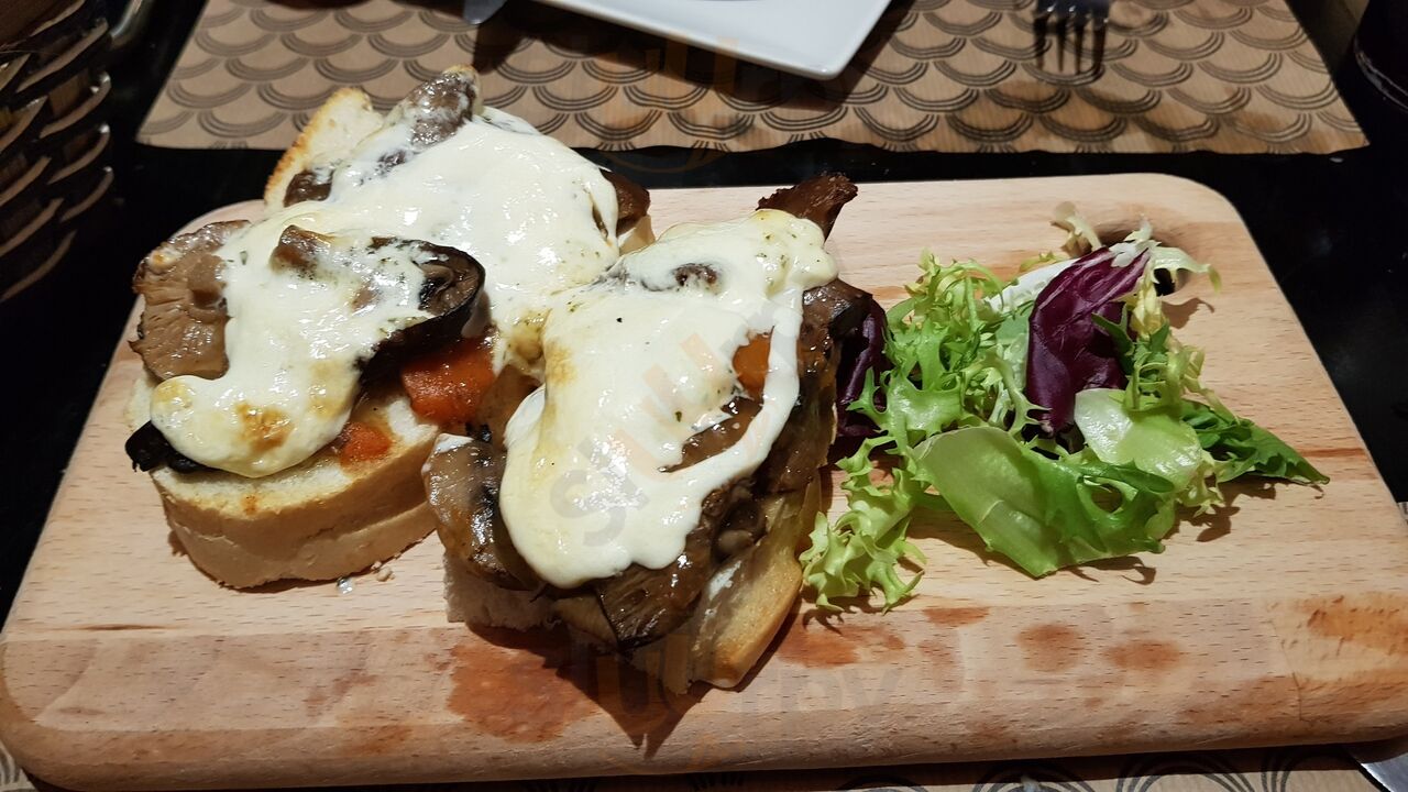 Boga Gallery Bar Sevilla