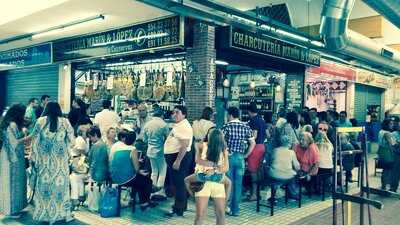 Charcuteria-abaceria Marin & Lopez
