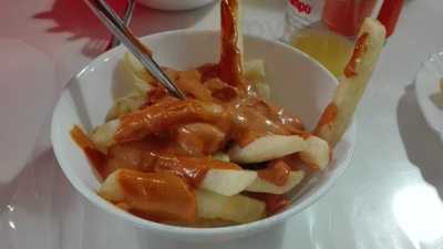 Bar Cafería El Revuelo