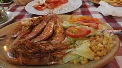 Bar Cafería El Revuelo