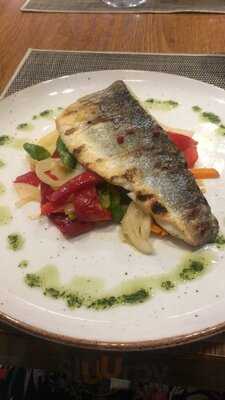 Happy Rock Bar&grill