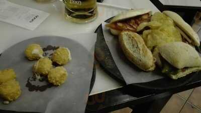 Cerveceria 100 Montaditos