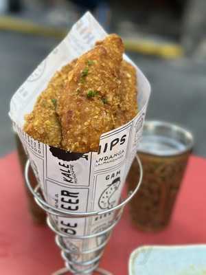 The Fish & Chips Shop Universitat