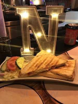 Nicholson Bar & Bistro