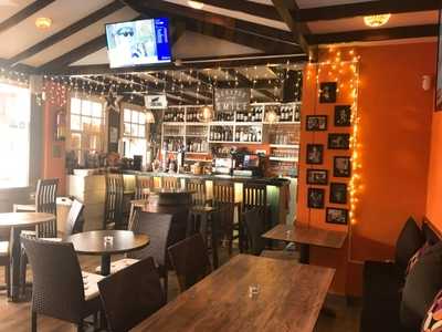 Nicholson Bar & Bistro