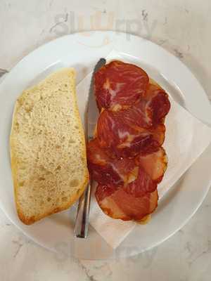 Fussion Cafe & Copas