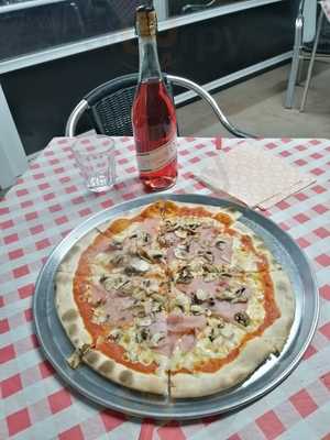 Pizzeria Las Campanas De Florencia