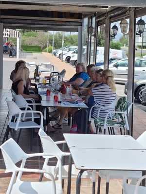 Reflections Bar Restaurant