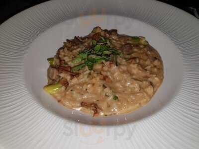 Kitch Restaurant & Club