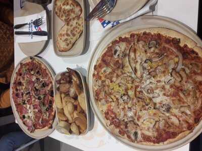 Domino's Pizza Luis De Morales